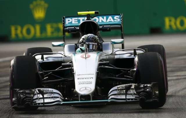 Nico Rosberg vence GP de Cingapura e assume lideran&ccedil;a do campeonato