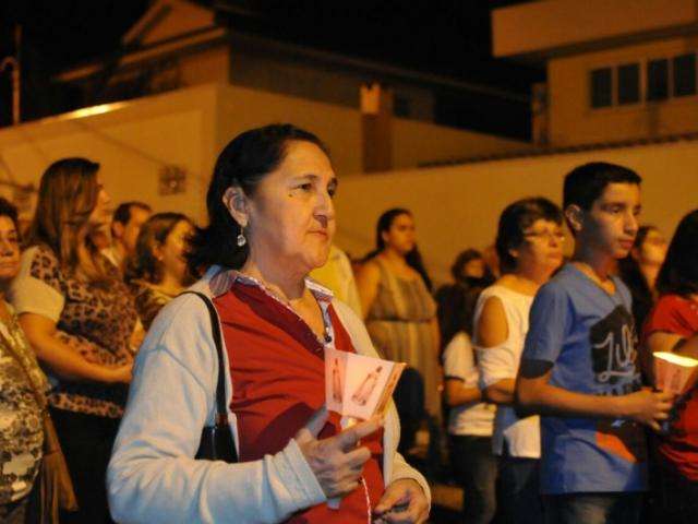 Prociss&atilde;o de Nossa Senhora de F&aacute;tima re&uacute;ne 3 mil fi&eacute;is na Capital