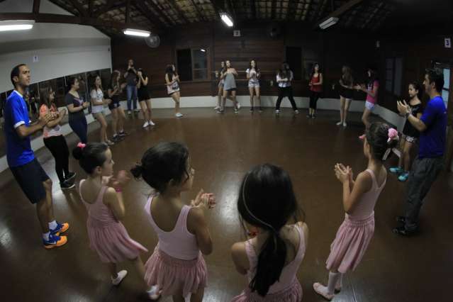 Depois de colocar os marmanjos em forma, Zumba Kids pode virar aula de crian&ccedil;a