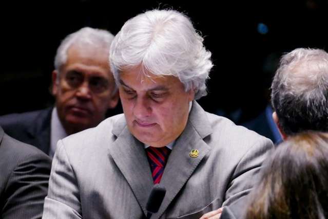 Conselho de &Eacute;tica decide pela cassa&ccedil;&atilde;o de Delc&iacute;dio do Amaral