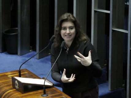 Senado aprova projeto de Simone Tebet que prevê prisão domiciliar para gestantes