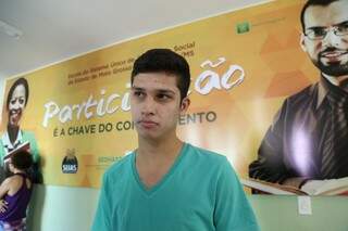 Eduardo terá descontos para cursar educação física na Facsul (Foto: Fernando Antunes)