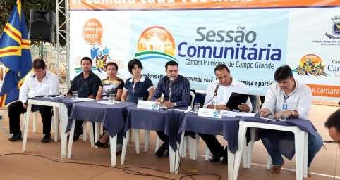 Jardim Serradinho recebe sess&atilde;o comunit&aacute;ria da C&acirc;mara