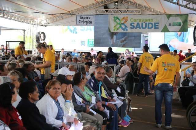 Em um dia, Caravana da Sa&uacute;de fez mais cirurgias que em 2014 inteiro