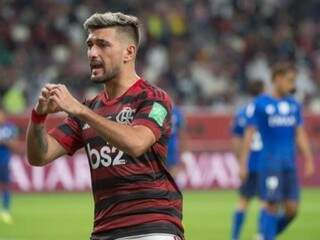 Arrascaeta celebra primeiro gol do Flamengo contra time árabe (Foto: Divulgação)
