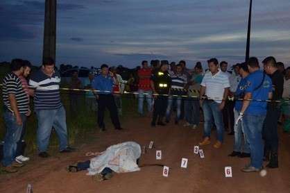 Brasileiro de 34 anos &eacute; executado a tiros em estrada vicinal no Paraguai