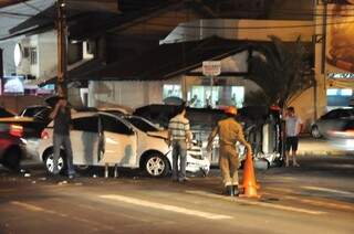 Um dos acidentes ocorreu na rua Joaquim Murtinho. Quatro pessoas ficaram feridas. (Foto: João Garrigó)