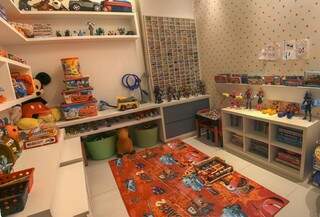 Na brinquedoteca, mobiliário foi feito de acordo com tamanho do dono. (Foto: Fernando Antunes)