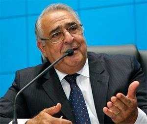 Jerson diz que Bernal deve cumprir &quot;promessas&quot; nos tr&ecirc;s anos que faltam