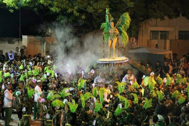 Imp&eacute;rio do Morro &eacute; a grande campe&atilde; do Carnaval de Corumb&aacute;