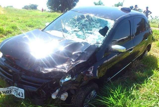 Em ultrapassagem perigosa, condutor de moto morre ao se chocar com carro