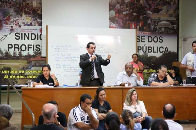 Tribunal de Justi&ccedil;a discute greve dos professores na segunda-feira
