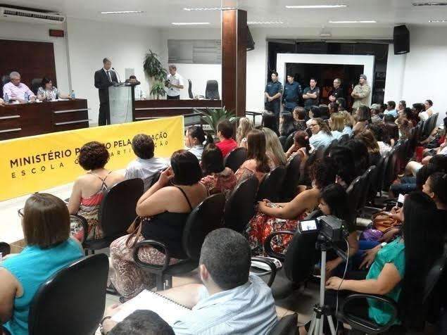 Audi&ecirc;ncia vai discutir motivos para baixo desempenho de escolas em munic&iacute;pio