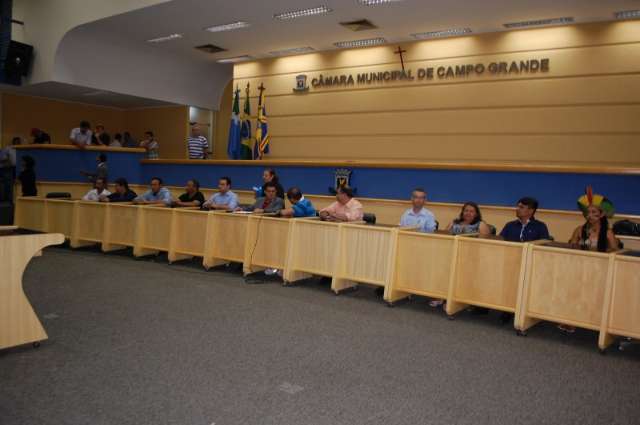 Vereador destaca a&ccedil;&otilde;es e diz que prefeito &ldquo;passa batom na Morena&rdquo;