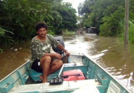  Cheia no rio Miranda deixa desalojados em distrito de Bonito