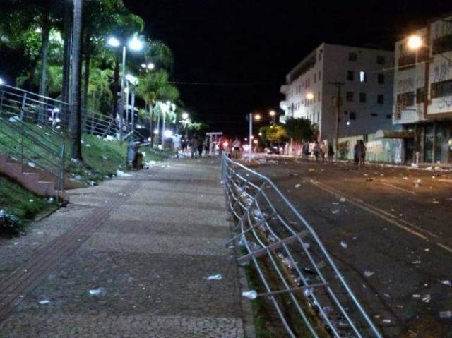 Choque esvazia Cal&oacute;geras e frustra &ldquo;after&rdquo; de foli&otilde;es com bomba de g&aacute;s