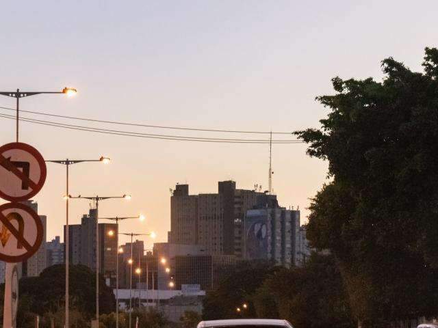 Quinta-feira ser&aacute; de calor de 36&deg;C e tempo seco em Mato Grosso do Sul