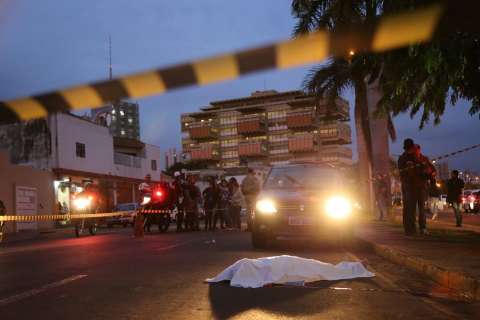 Acidente com morte congestiona trânsito na Fernando Correa da Costa