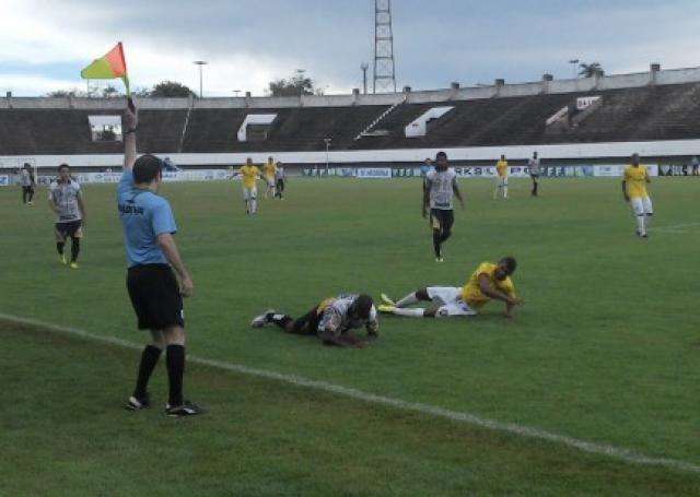 Em cl&aacute;ssico sem emo&ccedil;&otilde;es, Cene e Novoper&aacute;rio empatam em 1 a 1