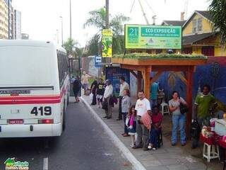 Estrutura pode ser usada até em ponto de ônibus.