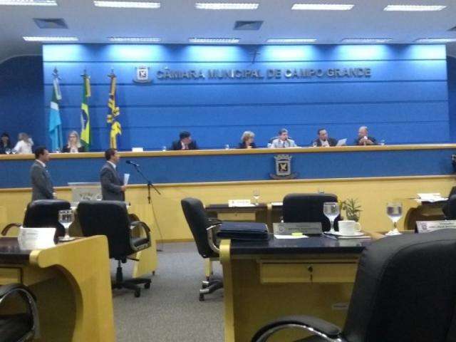 C&acirc;mara suspende vota&ccedil;&atilde;o de reajuste por falta de informa&ccedil;&atilde;o sobre impacto