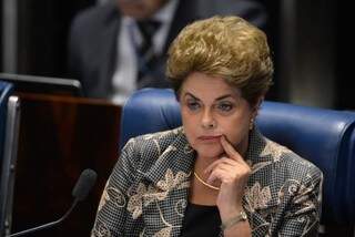 A presidente afastada, Dilma Rousseff, faz sua defesa no julgamento do impeachment no Senado. (Foto: Divulgação/Agência Brasil)