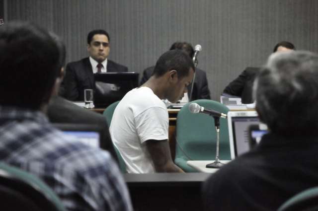 J&uacute;ri absolve acusados de matar homem a chutes, facadas e pauladas
