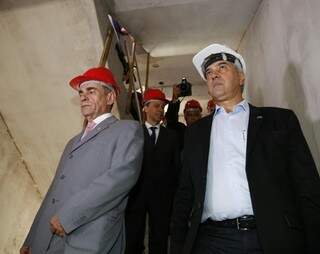 Ministro e governador vistoriam obras do Hospital do Trauma (Foto: Gerson Walber)
