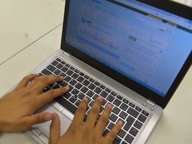 Receita paga hoje as restitui&ccedil;&otilde;es do &uacute;ltimo lote do Imposto de Renda