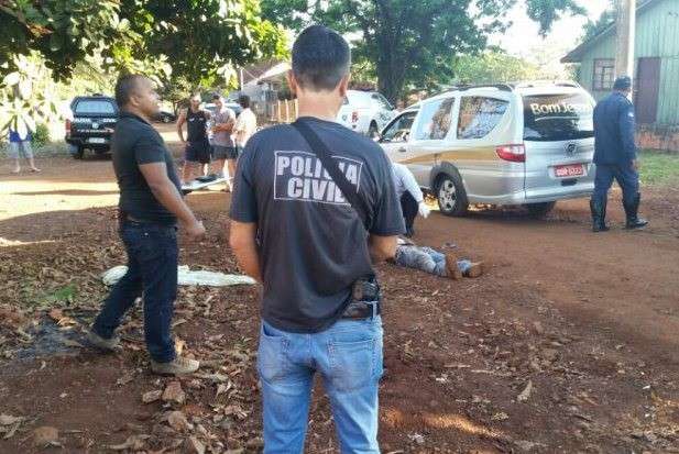 Homem de 50 anos &eacute; perseguido e morto a golpes de peda&ccedil;o de concreto