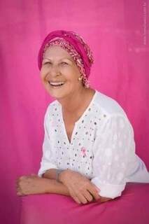 Rosa se foi depois de anos lutando contra o câncer e deixou sorrisos e santos pelo mundo.