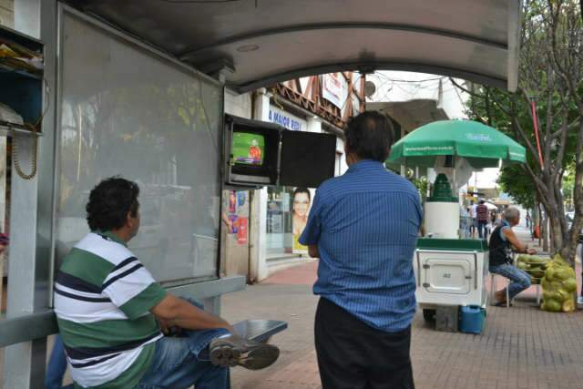  Em dia de Libertadores, torcedores ignoram Eurocopa
