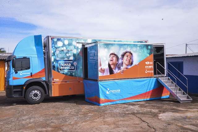 Energisa leva projetos sociais itinerante para comunidades de baixa renda