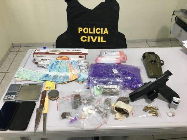 Quatro s&atilde;o presos durante opera&ccedil;&atilde;o da pol&iacute;cia em pontos de vendas de drogas 