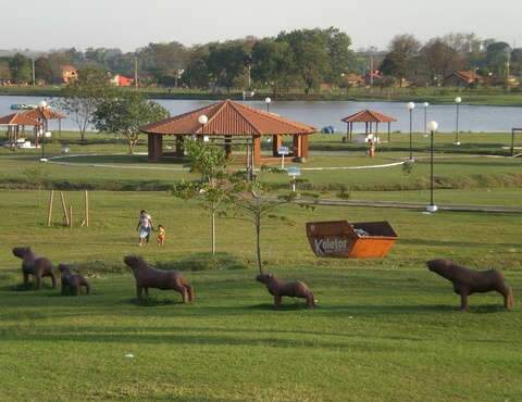 Delc&iacute;dio anuncia recurso de R$ 1,9 milh&atilde;o para parque em Dourados