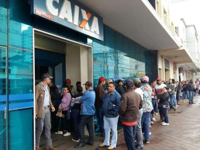 Caixa antecipa in&iacute;cio do saque do FGTS para nascidos em dezembro