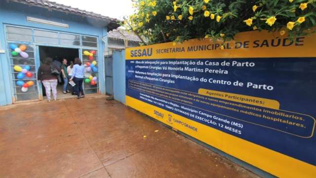 Ap&oacute;s mais de um ano, prefeitura retoma obra no Hospital da Mulher