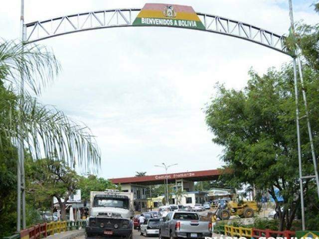 Tens&atilde;o na Bol&iacute;via continua, mas fronteira entra na normalidade