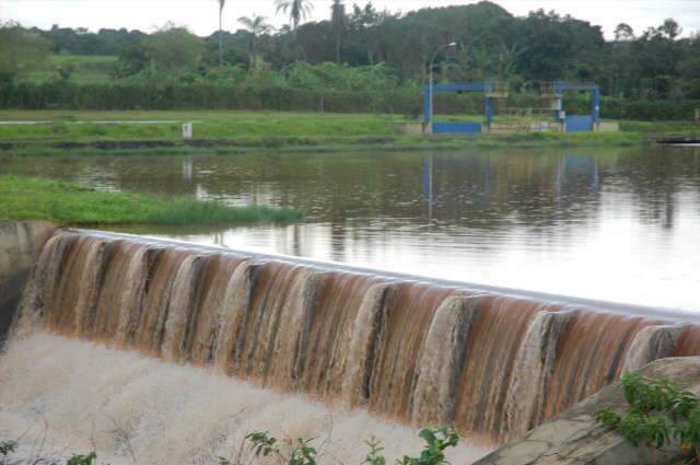  Em Campo Grande, desperd&iacute;cio de &aacute;gua &eacute; de 22%, abaixo da m&eacute;dia