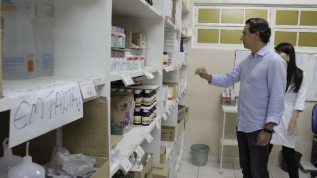 Negocia&ccedil;&atilde;o e quita&ccedil;&atilde;o de d&iacute;vidas garantem reposi&ccedil;&atilde;o de medicamentos