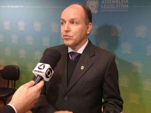 Sem qu&oacute;rum, Assembleia adia vota&ccedil;&otilde;es e deputados podem ter sal&aacute;rio descontado