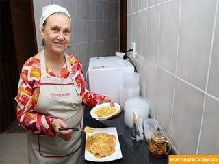 Celinha prepara tudo com amor e experiência de quase 30 anos no ramo (Foto: Paulo Francis)