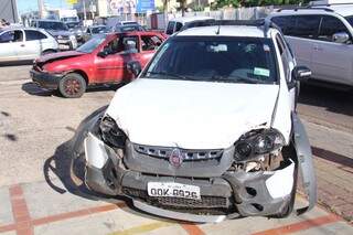 Testemunhas disseram que o condutor do Fiat Strada provocou o acidente. (Foto: Alan Nantes)