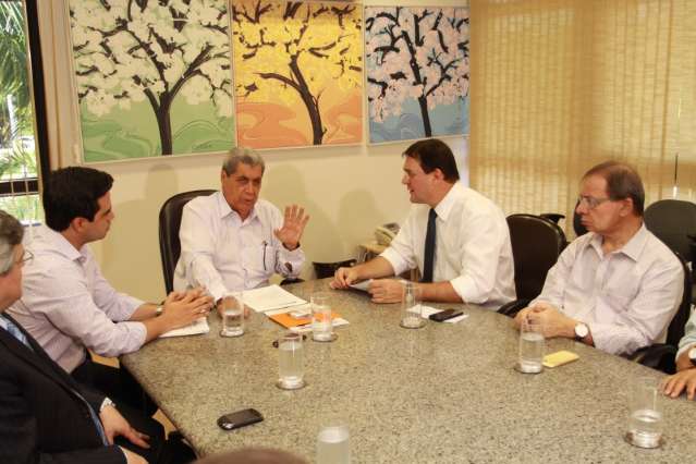 Governo do Estado antecipa 13&ordm; e paga R$ 210 milh&otilde;es no dia 13 de dezembro