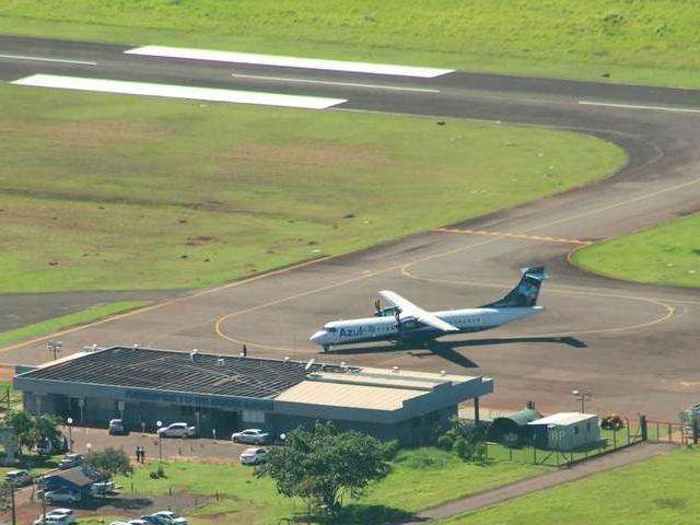 Aeroporto com criadouros de mosquito e mato &eacute; alvo de investiga&ccedil;&atilde;o