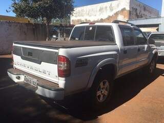 S10 roubada em Dourados estava sendo levada para o Paraguai (Foto: Divulgação)
