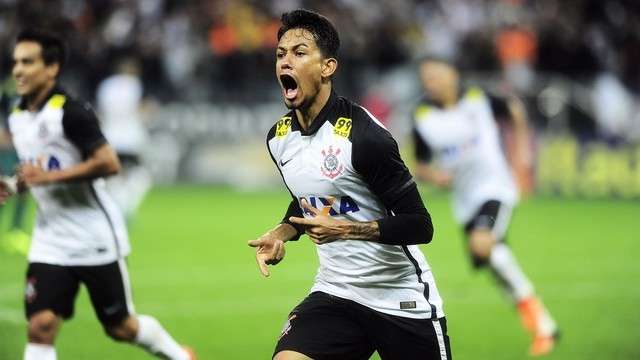 Corinthians a um trope&ccedil;o do Atl&eacute;tico-MG para conquistar o titulo brasileiro