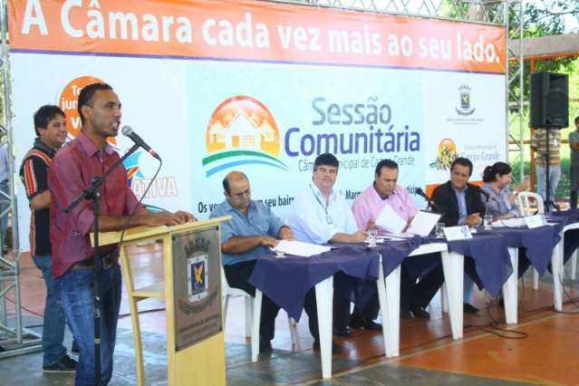 Moradores da Ch&aacute;cara das Mans&otilde;es solicitam amplia&ccedil;&atilde;o de escola e seguran&ccedil;a