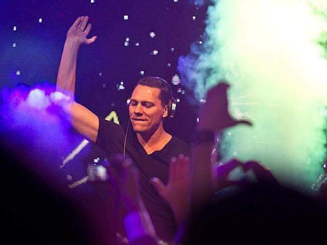 Ti&euml;sto volta dia 2 de fevereiro para show em Campo Grande