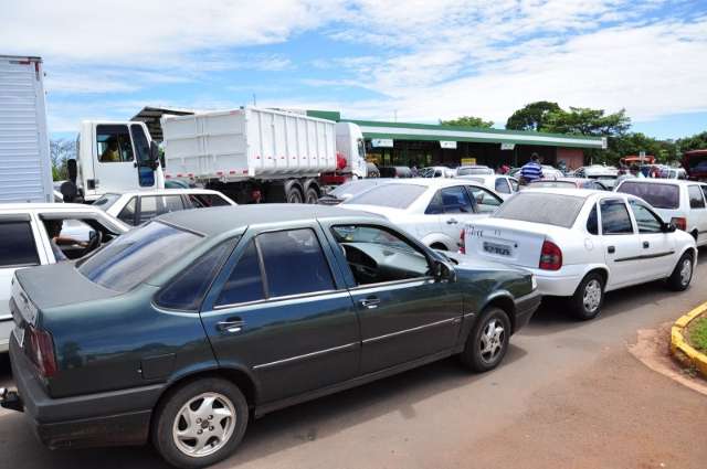 Para combater filas, Detran vai ampliar p&aacute;tio de vistorias na Capital